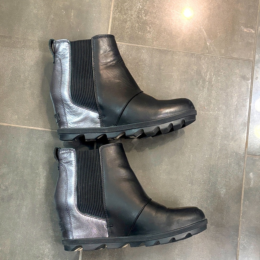 Sorel Black Leather Boots